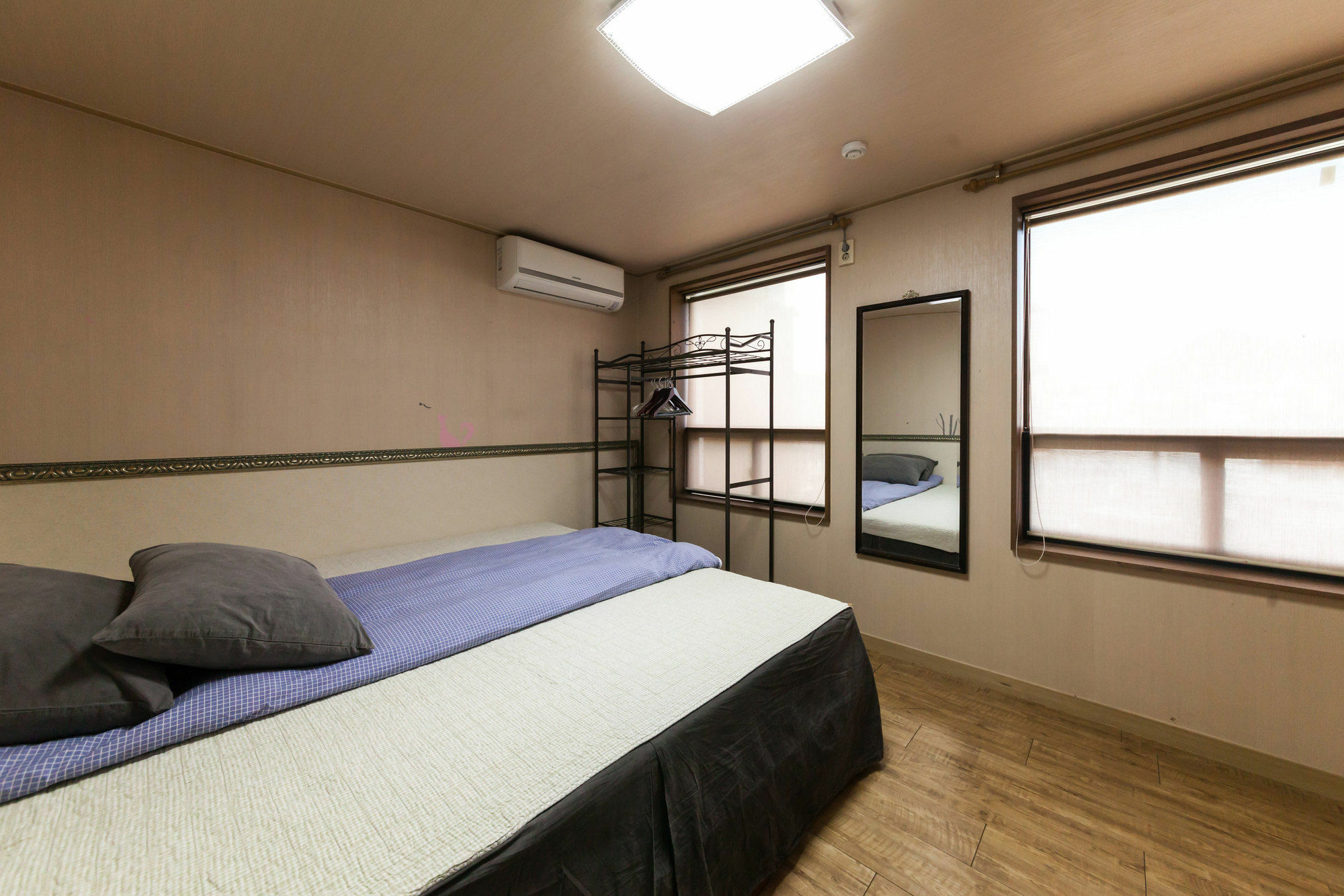 Yehadoye Guest house 2*